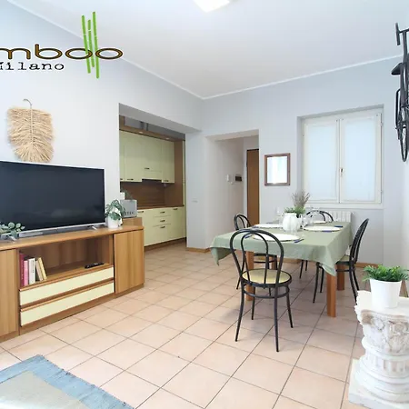 Bamboo Copernico Apartment *